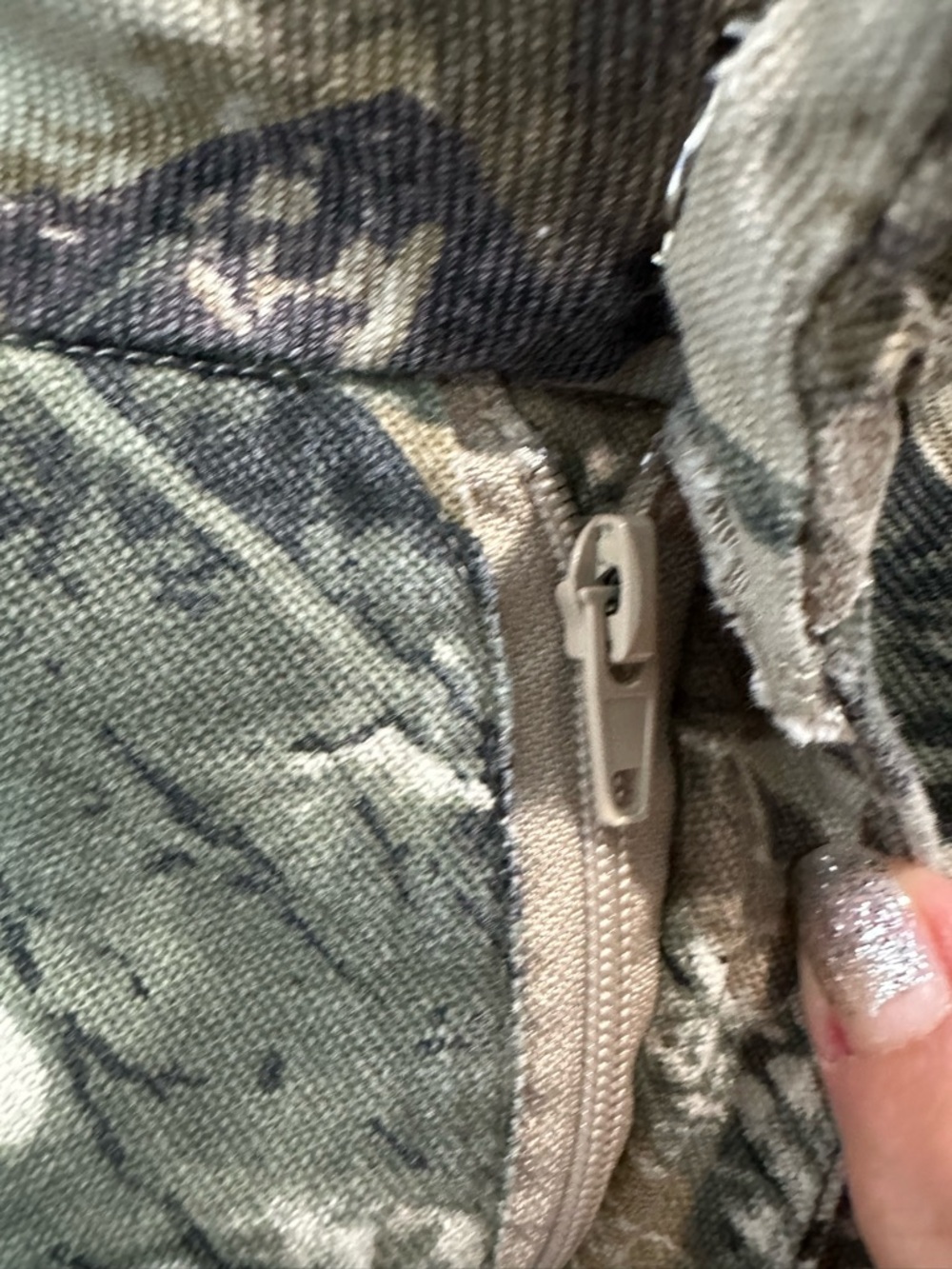 Pretty Little Thing Camo Cargo Pants Sz 4 - Picture 3 of 11